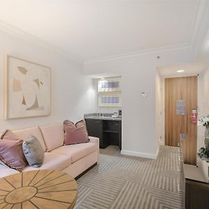 Junior King Suite Seating Area